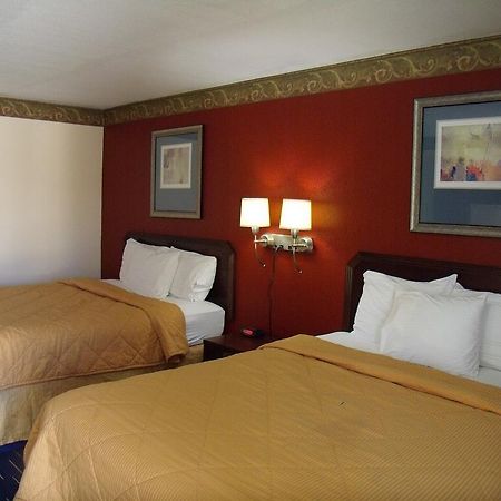 Country Inn Sterling 외부 사진