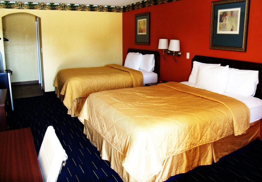 Country Inn Sterling 외부 사진