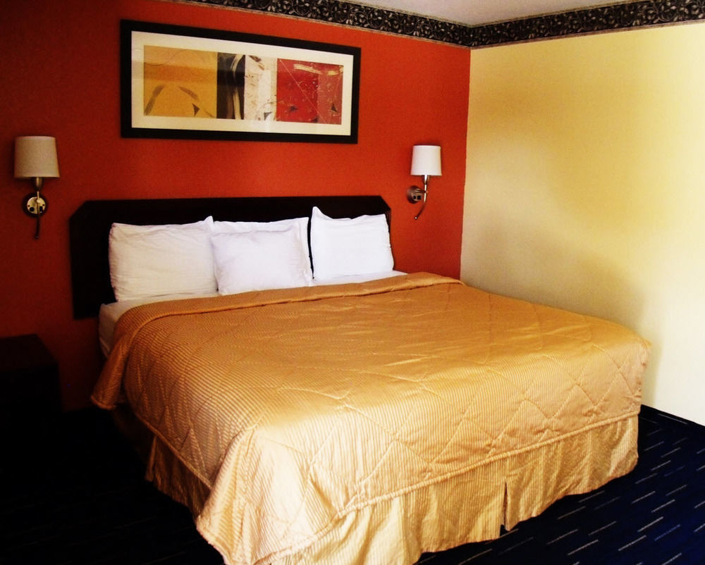 Country Inn Sterling 외부 사진